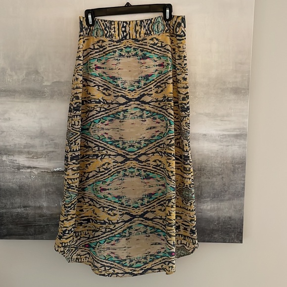 Multi-colored Asymmetrical Shirt, size Small from The Limited. - Picture 2 of 3